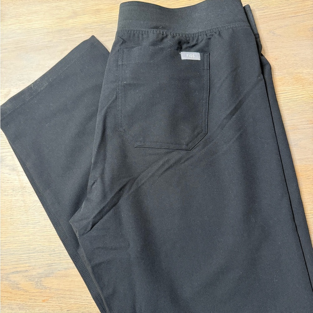 Women’s Black Pants